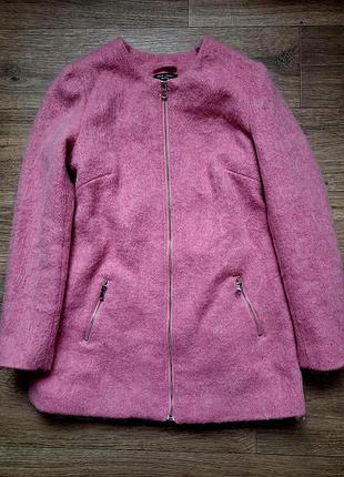 Пальто на замку,вкорочене