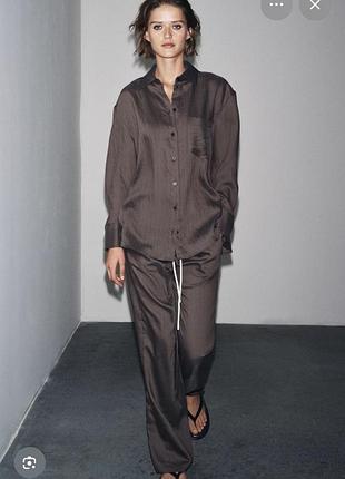 Костюм від zara брюки, сорочка