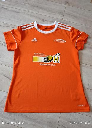 Мужская футболька adidas как новая