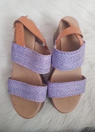 Босоножки женские на платформе