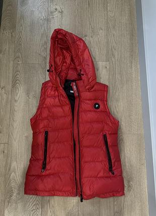 Жилетка freever