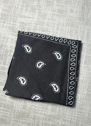 Бандана огурцы белые на черном фоне черный. бандана пейсли. черная бандана. бандана хлопок