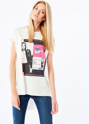 Асиметрична футболка оверсайз