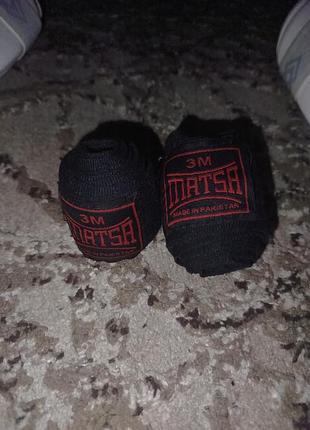 Продам экипировку для тхеквондо
продаю полный комплект для тренировок с taekwondo:
. защита на руки
. защита на ноги
. бинты для рук
. шлем 
. бронік