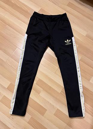 Штани спортивні adidas з флісом,як нові м