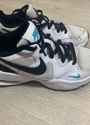 Кроссовки nike 36,5