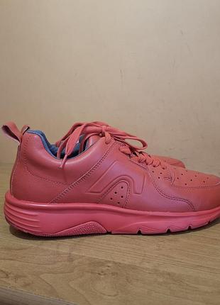 Жіночі фірмові кросівки camper