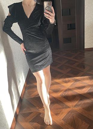 Вечірня сукня