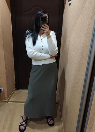 Стрейчева хакі спідниця 4