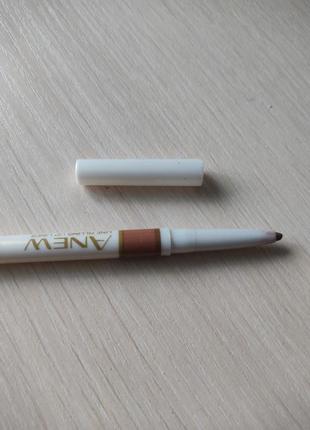Олівець для губ коричневий нюд avon anew