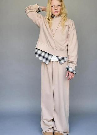 Новий укорочений світшот zara