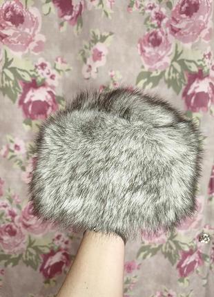 Стильная женская шапка