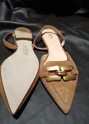 Женские туфли с открытой пяткой (слингбеки) бренда apia модели coctail cuoio.