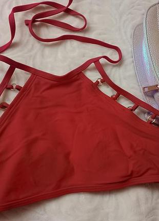 Бюстгальтер топ до купальника