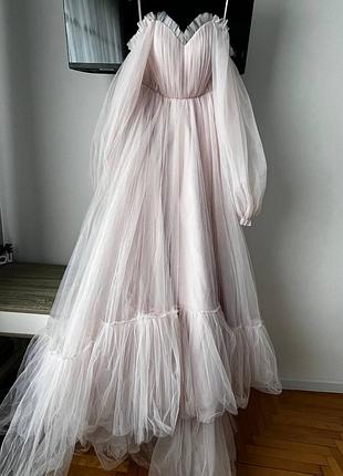 Сукня жіноча рожева довга зі шлейфом