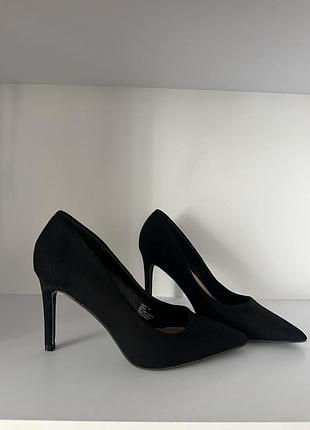 Туфлі лодочки