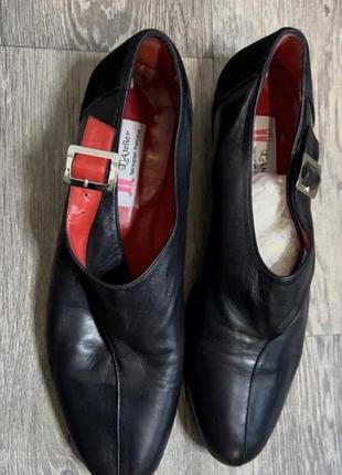 Шкіряні туфлі жіночі франція