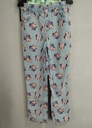 Джинсы на девочку с минными маусами