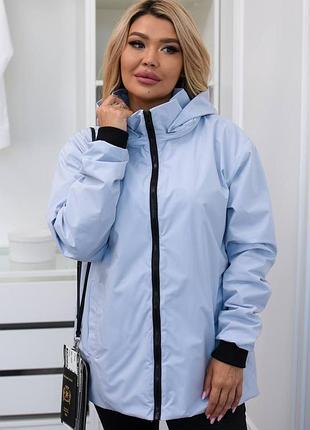 Вітровка жіноча