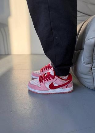Кросівки жіночі nike sb dunk low strangelove