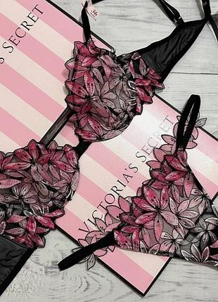 Комплект білизни бюст трусики жіночий victoria’s secret вікторія сікрет оригінал