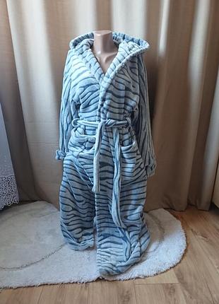 Довгий теплий халат з капюшоном махровий