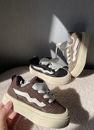 Стильні кеди на дівчинку