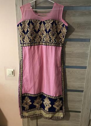 Карнавальна сукня народи свіну