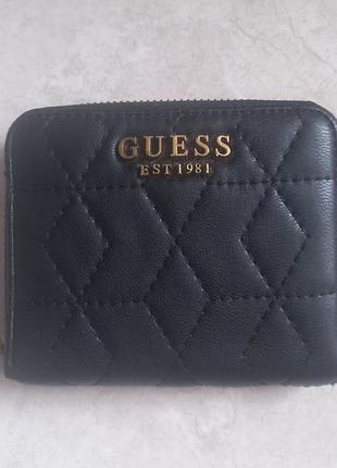 Стильний компактний і практичний гаманець від guess