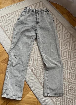 Джинси на дівчинку