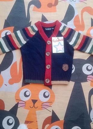 Вязаная кофтина для мальчика
