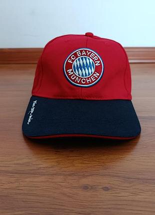 Бейсболка fc bayern münchen «mia san mia» (оригінал)