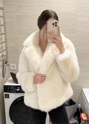 Біла шуба zara m