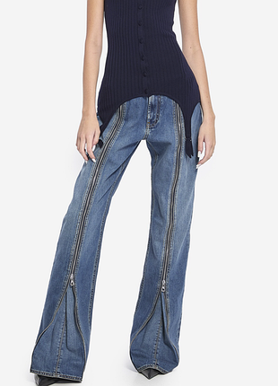 Джинси з замками спереді