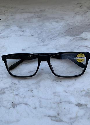 Класичнi окуляри для зору с дiоптрiями +1.5