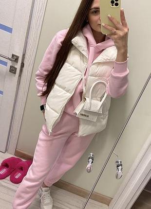 Біла безрукавка, жилетка