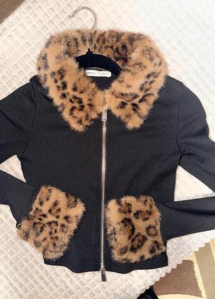 Кофта з мехом