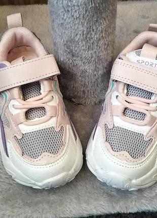 Кросівки для дівчаток