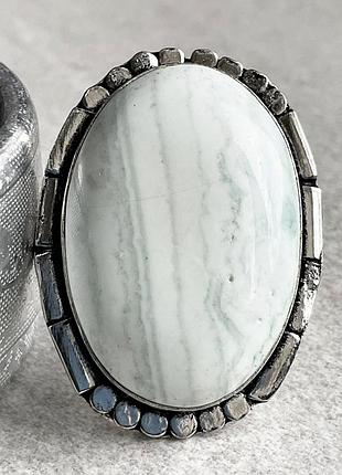 Індия, каблучка з  імператорської яшмою , р.19,25