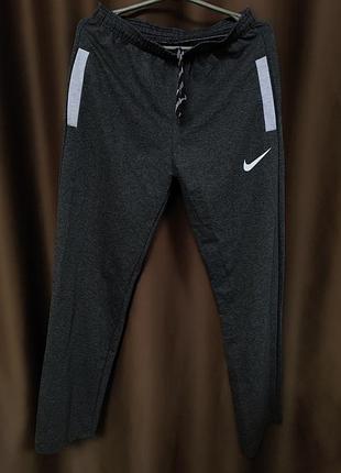 Штани чоловічі спортивні nike.розмір 50.колір сірий.виробник україна.