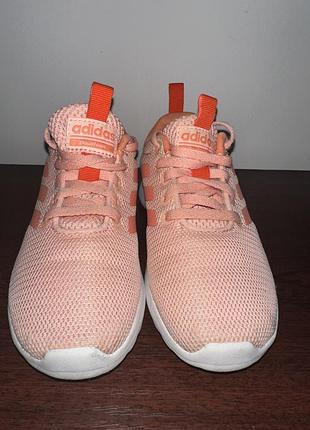 Спортивні кросівки  adidas 10