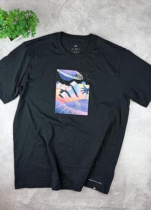 Adidas чоловіча футболка