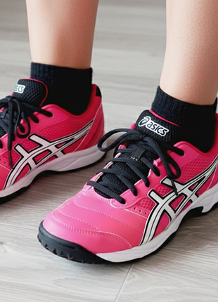 Жіночі кросівки asics