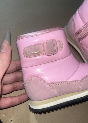 Чоботи маленькі nike 2