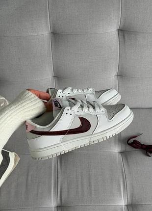 Кроссовки женские nike sb dunk low white grey burgundy