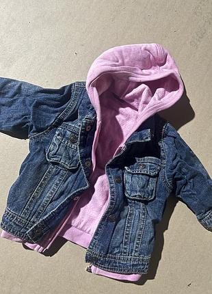 Джинсова куртка на дівчинку