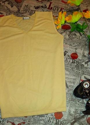 Річна майка-футболка в дрібний рубчик