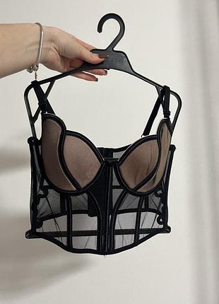 Ніжний жіночий корсет