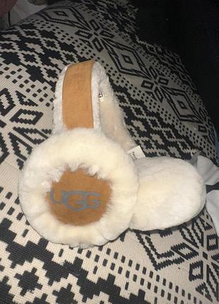 Оригінальні  на овчині навушники