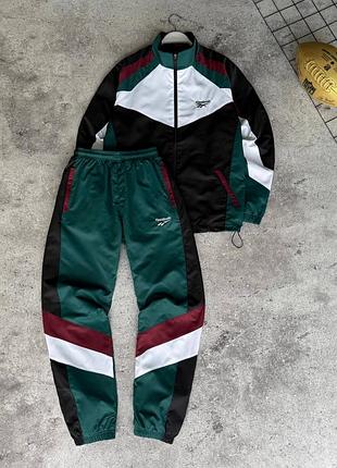 Спортивний чоловічий костюм reebok